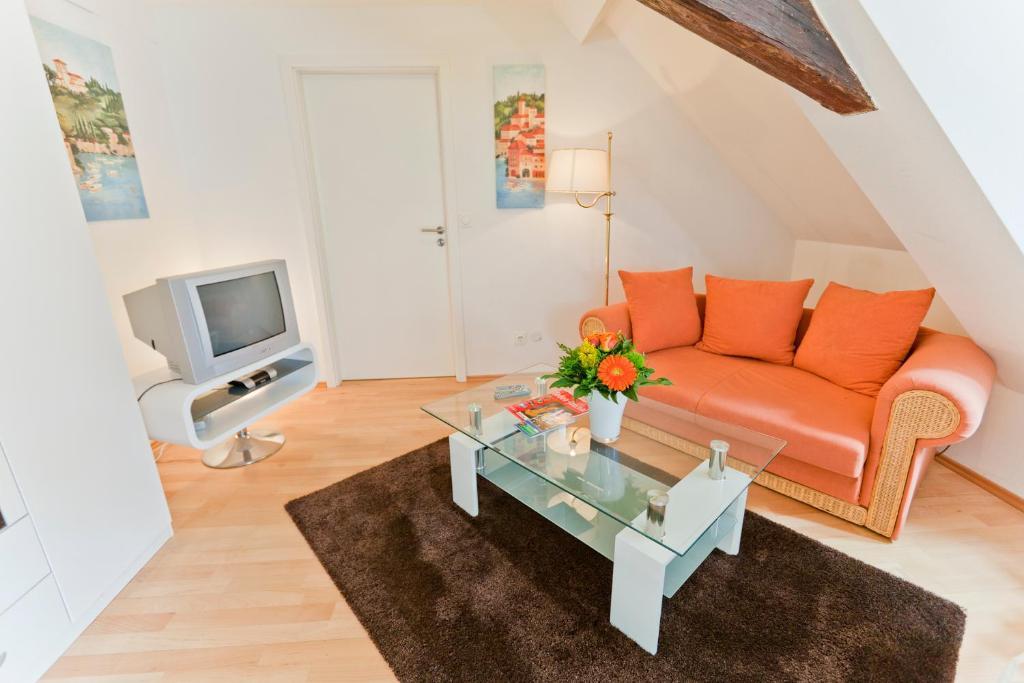 Hotel Zum Goldenen Loewen Baden-Baden Rum bild