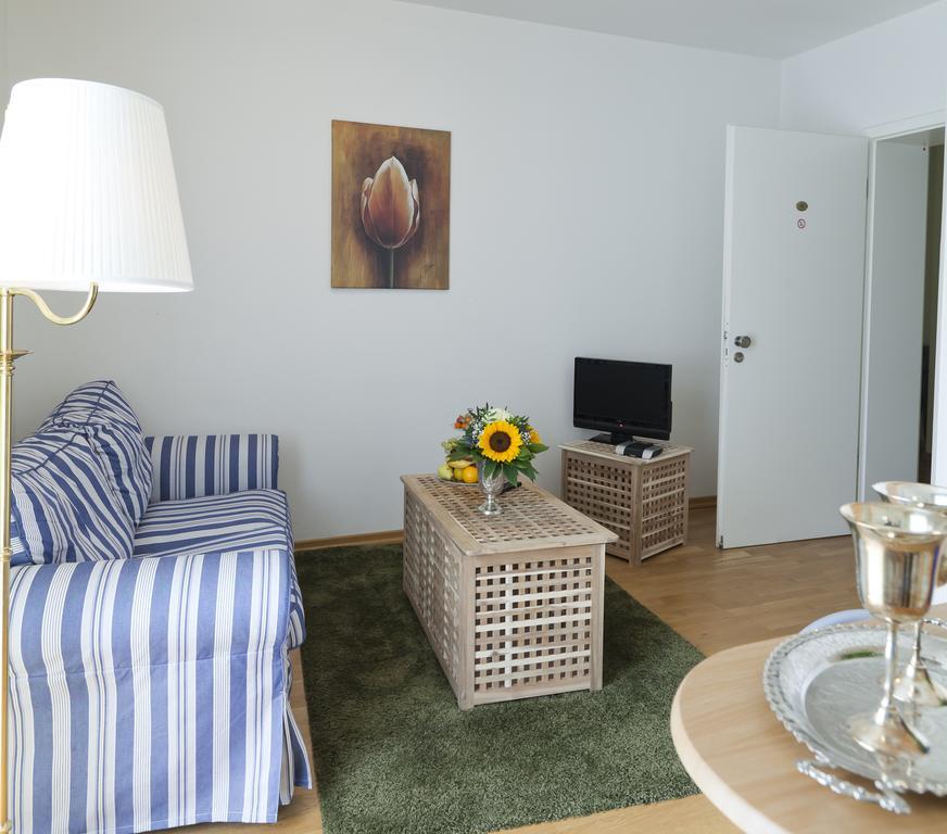 Hotel Zum Goldenen Loewen Baden-Baden Rum bild