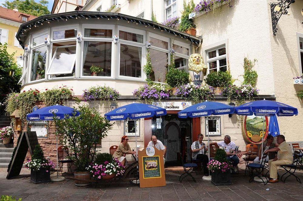 Hotel Zum Goldenen Loewen Baden-Baden Exteriör bild